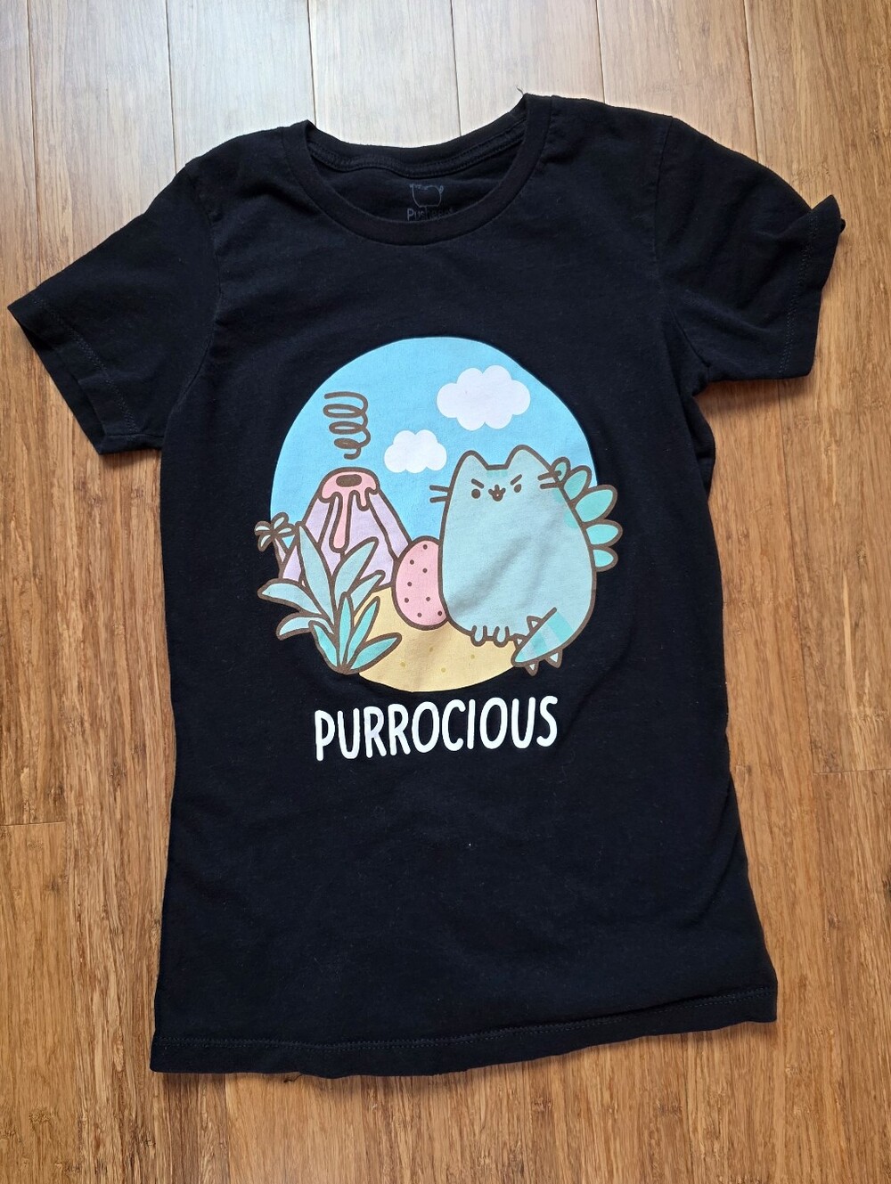 PUSHEEN BLACK T SHIRT, SIZE XS